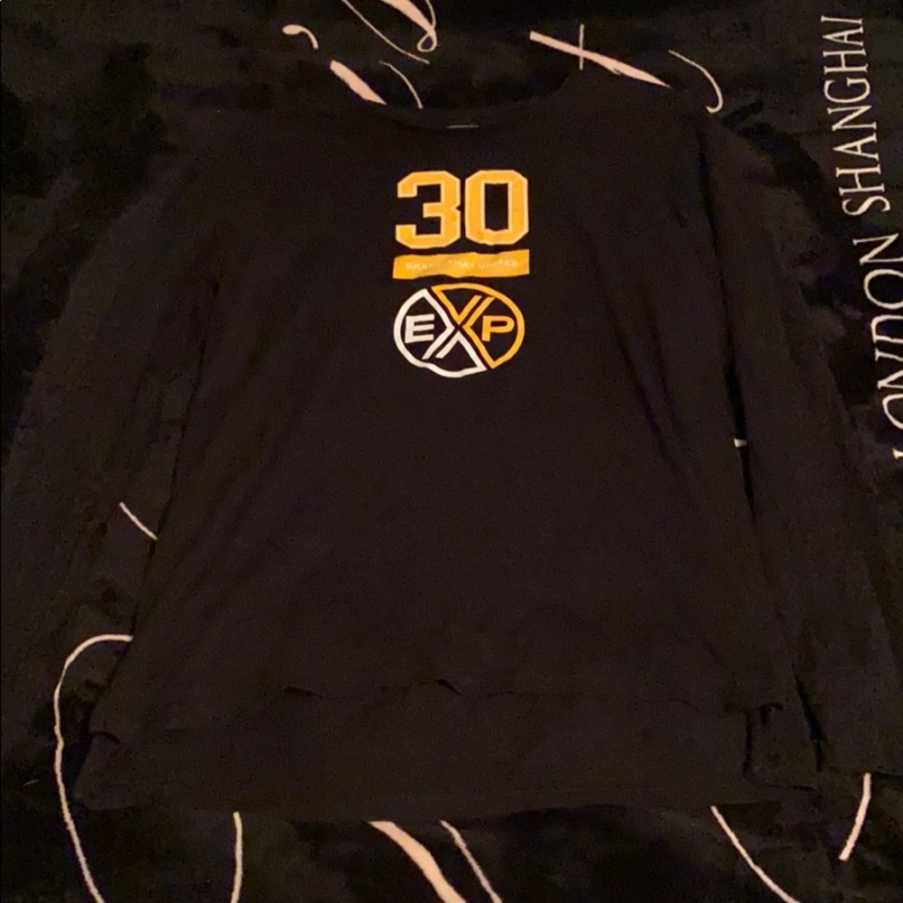 Black Express long sleeve, size small